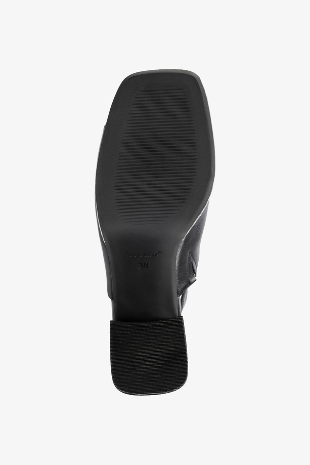 Czarne sandały damskie Sergio Leone zabudowane na ozdobnym klocku skórzana wkładka SK572-CA