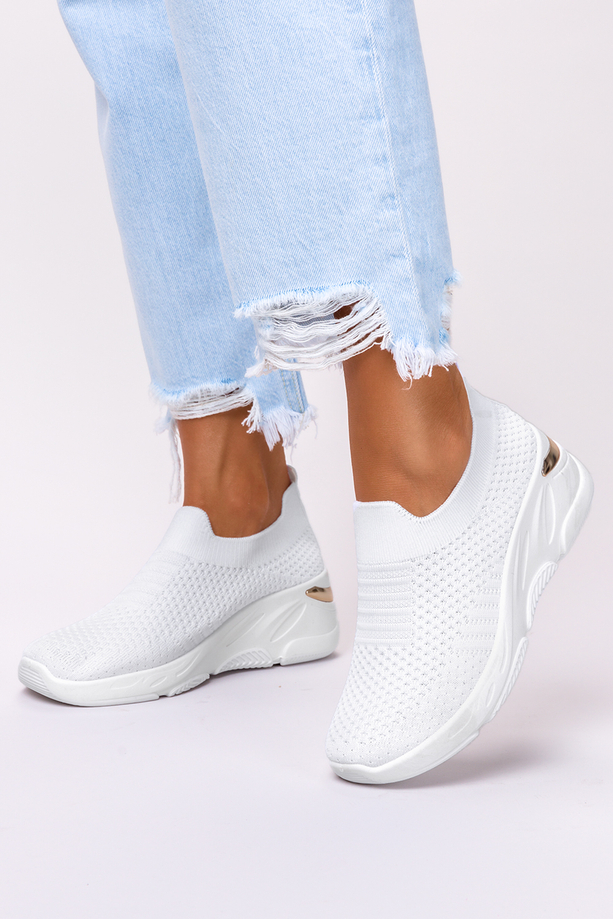 Białe sneakersy na koturnie buty sportowe slip on Casu 38-3-22-W
