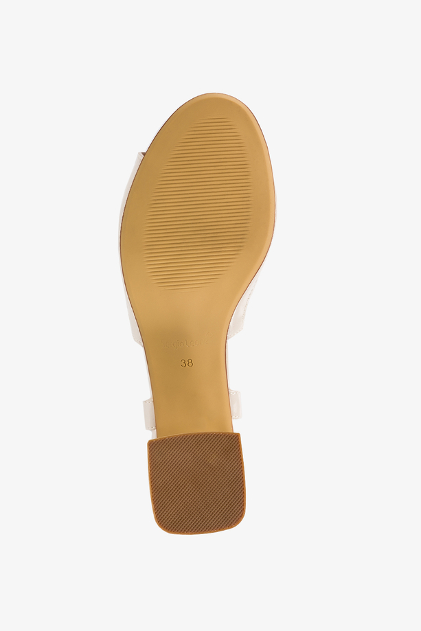 Beżowe sandały damskie lakierowane Sergio Leone t-bar na klocku skórzana wkładka SK880-CA