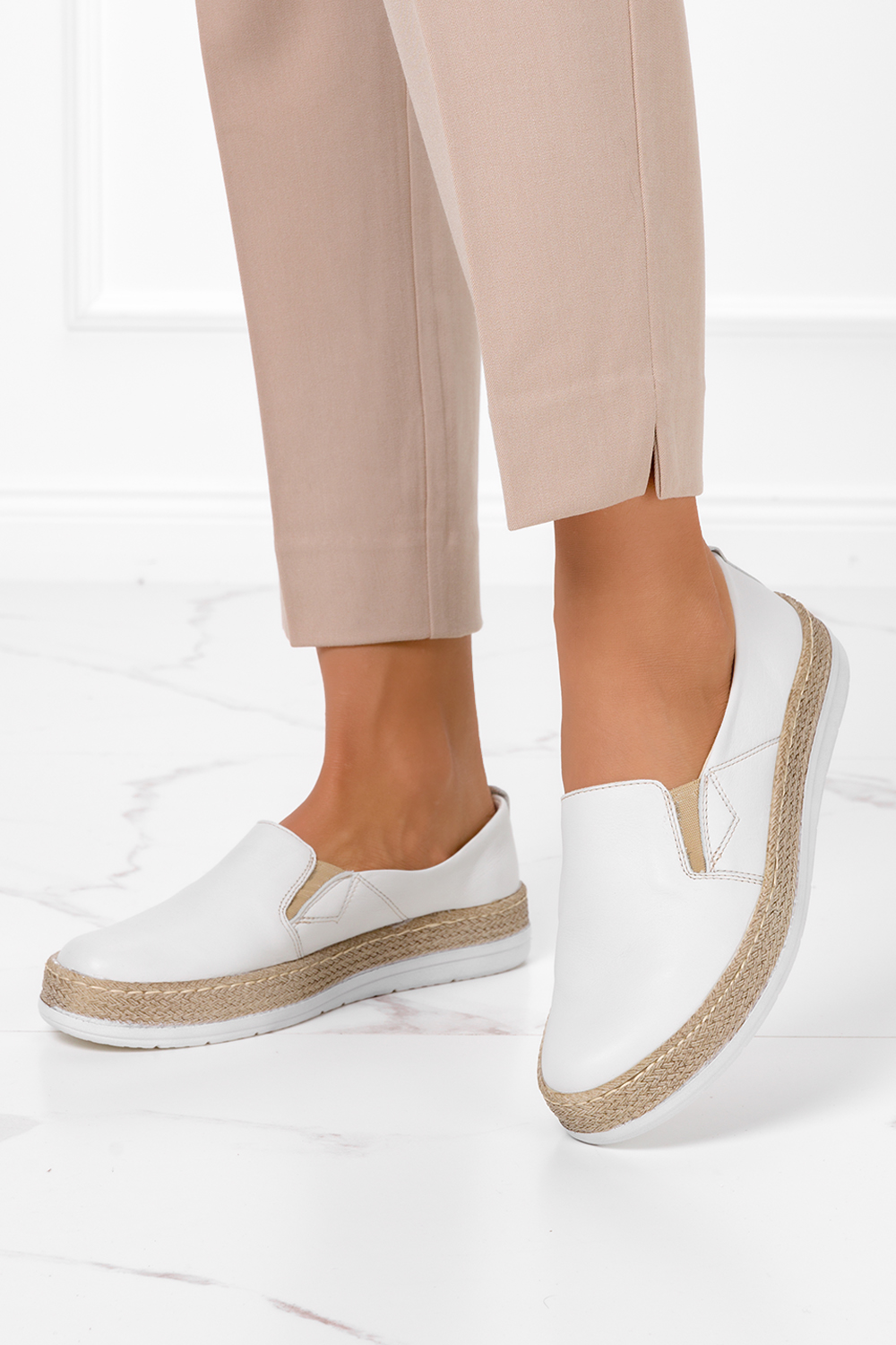 Popielate pbuty espadryle slip on POLSKA SKRA Casu 0644