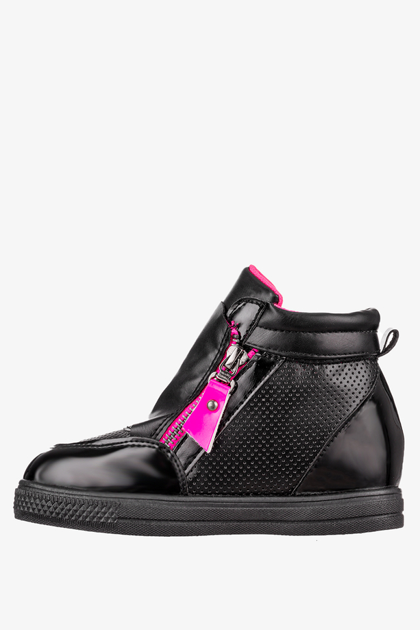 Czarne sneakersy ażurowe na ukrytym koturnie Casu R50D-2