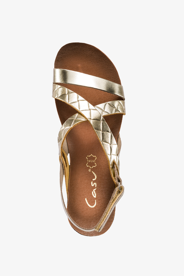 Złote sandały skórzane damskie błyszczące płaskie na rzep paski na krzyż PRODUKT POLSKI Casu 40032