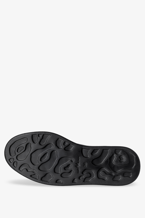 Czarne sneakersy skórzane damskie buty sportowe sznurowane na platformie PRODUKT POLSKI Casu 2288