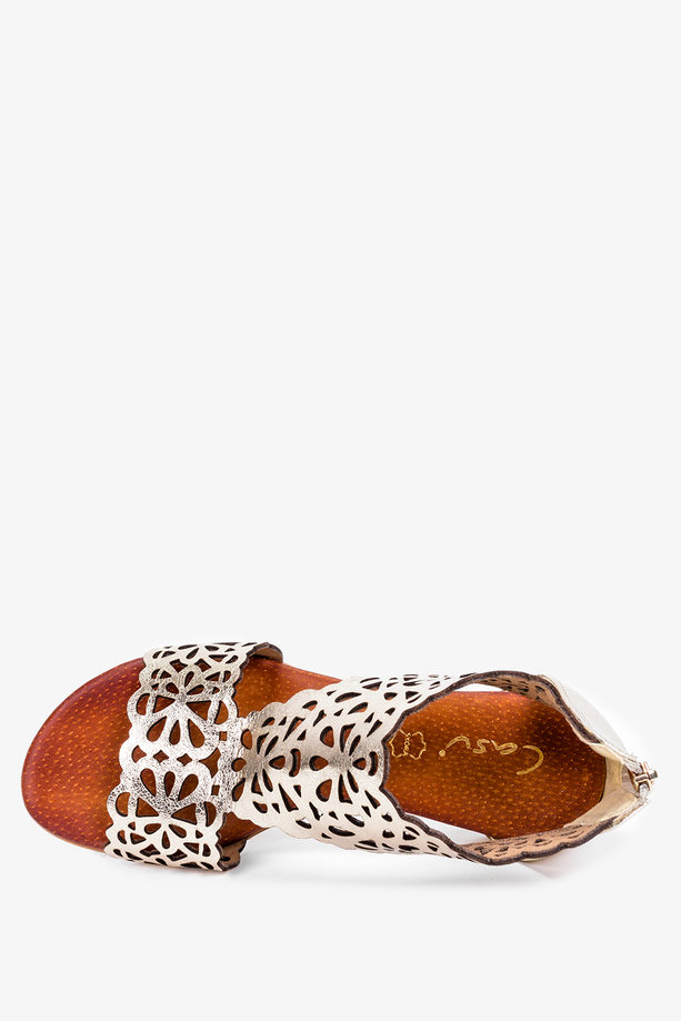 Złote sandały skórzane damskie ażurowe płaskie zabudowane z zamkiem na pięcie PRODUKT POLSKI Casu 2699-0