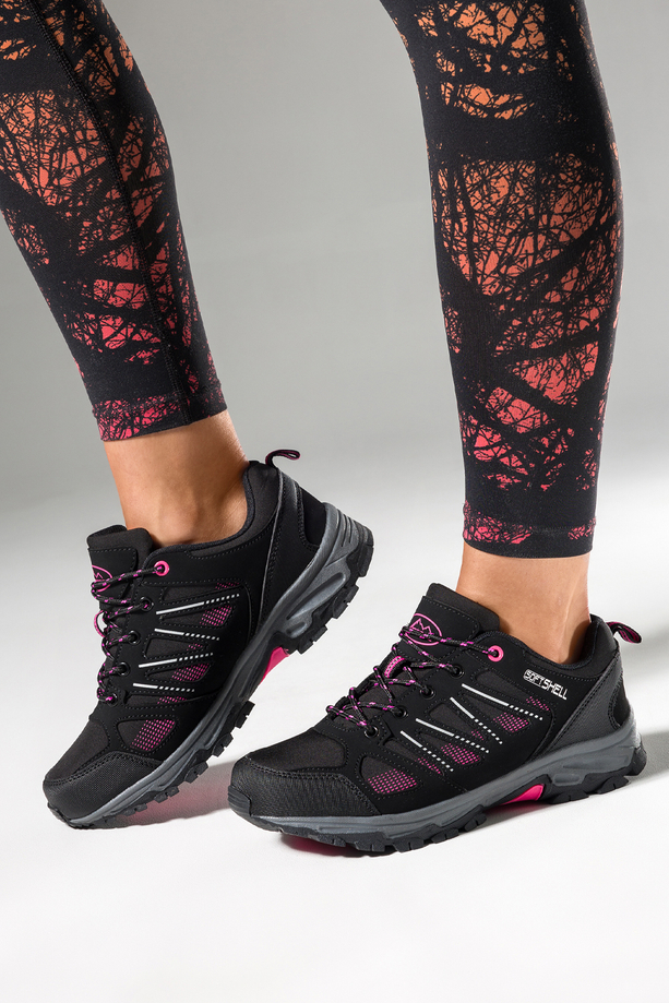 Czarne buty trekkingowe damskie z różowymi dodatkami sznurowane softshell Casu B2114-8