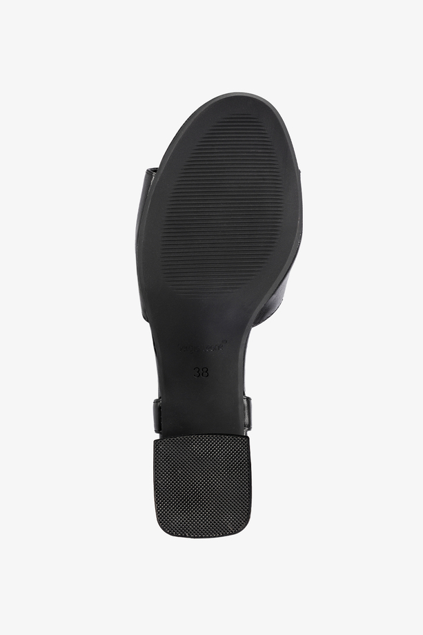 Czarne sandały damskie Sergio Leone z ozdobą na szerokim klocku skórzana wkładka SK892-CA